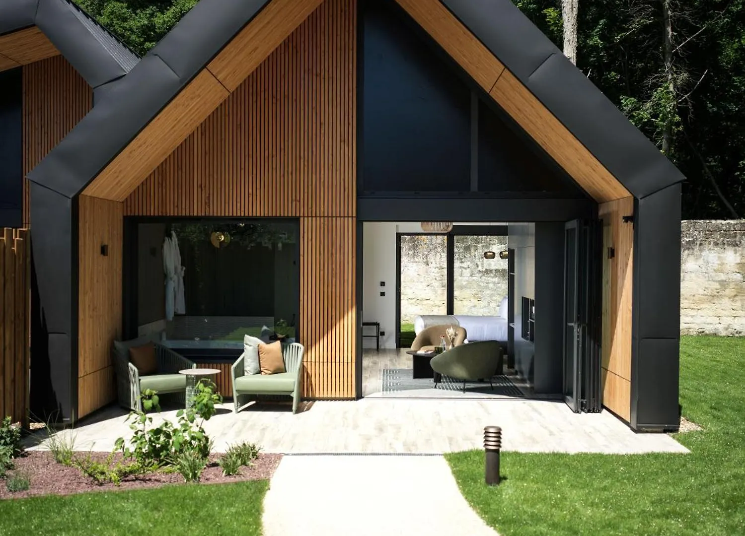 Domaine Le Verbois Chantilly Hotel